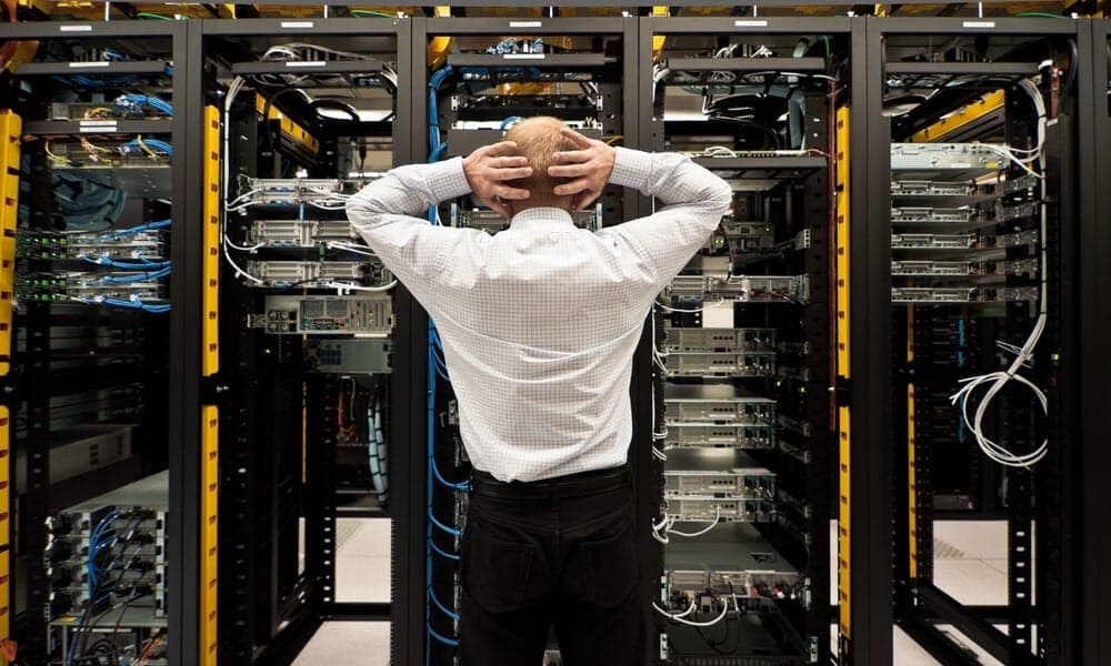 How to choose the right server for your needs with PineRiver